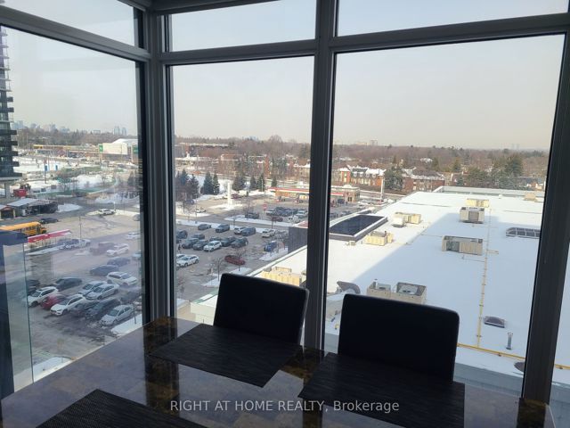 808 - 72 Esther Shiner Blvd
