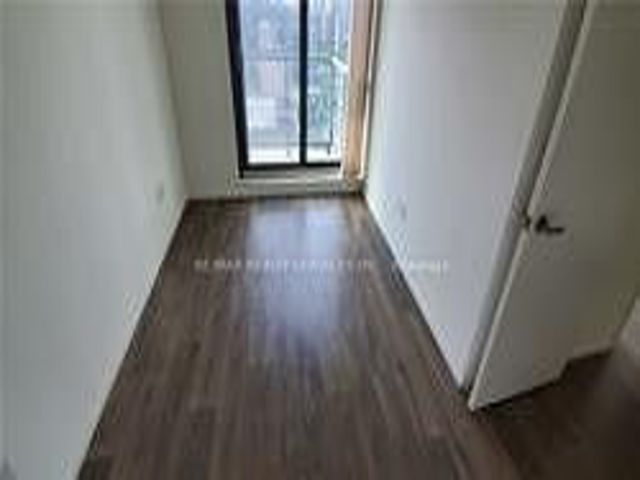 2606 - 159 Dundas St E