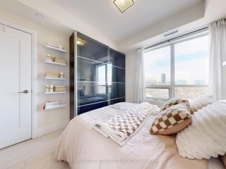 826 - 120 Harrison Garden Blvd