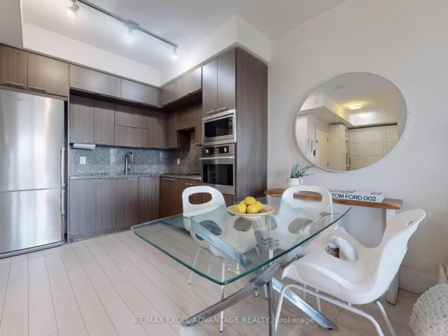 826 - 120 Harrison Garden Blvd