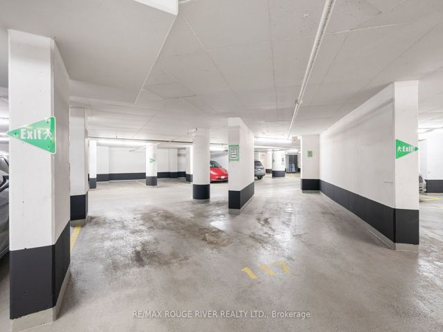 3201 - 381 Front St W