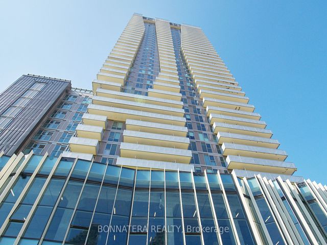 2707 - 20 Richardson St E