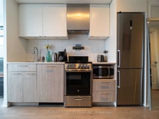 1413 - 251 Jarvis St