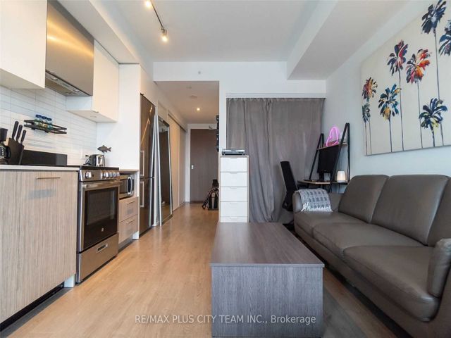 1413 - 251 Jarvis St