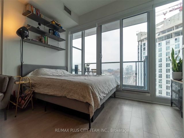 1413 - 251 Jarvis St
