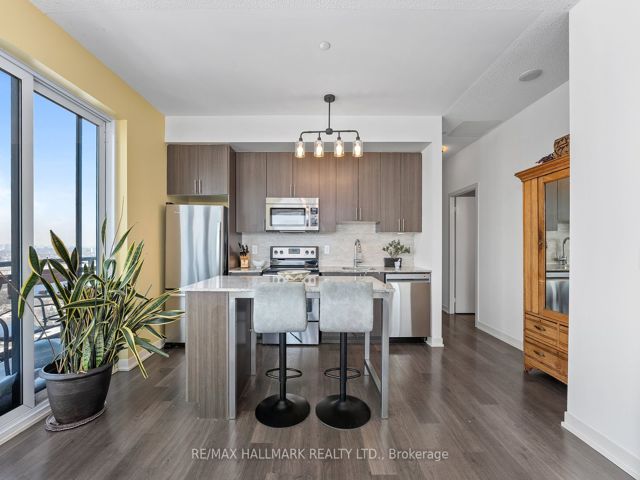 2609 - 225 Sackville St
