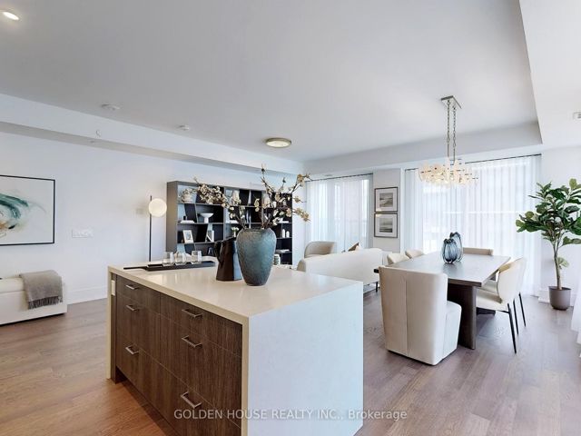 903 - 30 Inn On The Park Dr