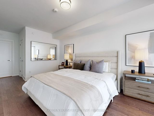 903 - 30 Inn On The Park Dr