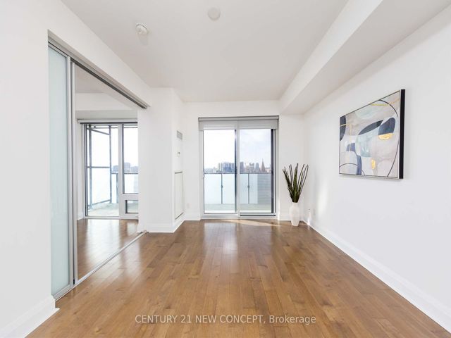 1006 - 65 St Mary St