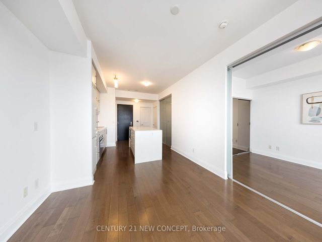 1006 - 65 St Mary St