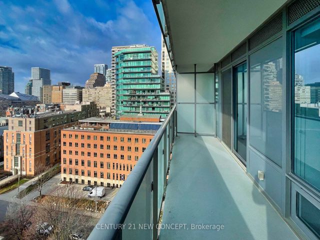 1006 - 65 St Mary St