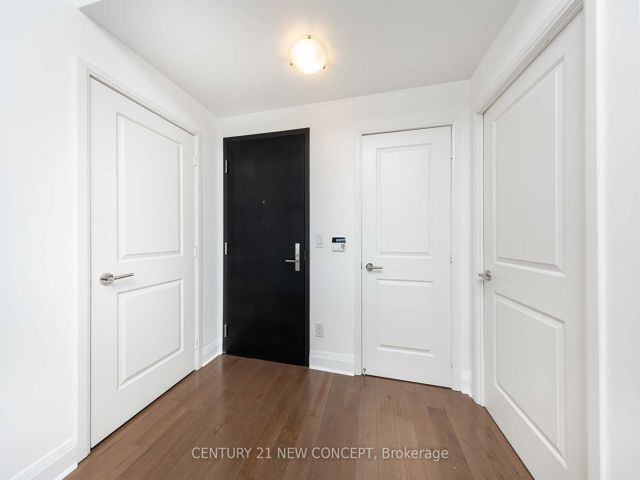 1006 - 65 St Mary St