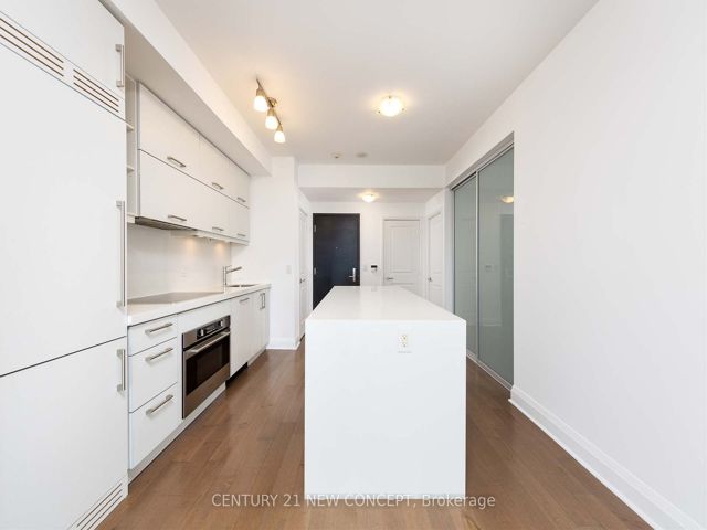1006 - 65 St Mary St