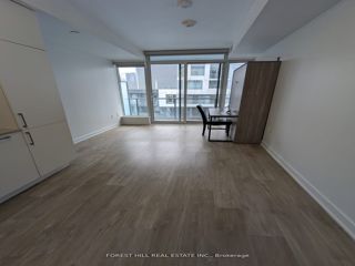 1716W - 27 Bathurst St