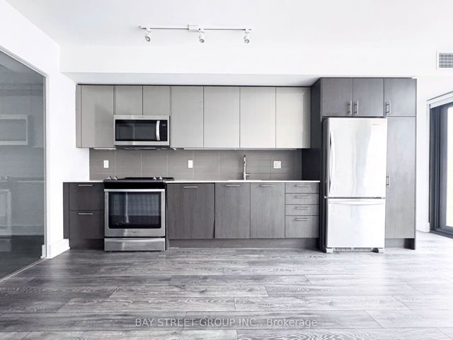 403 - 403 Church St