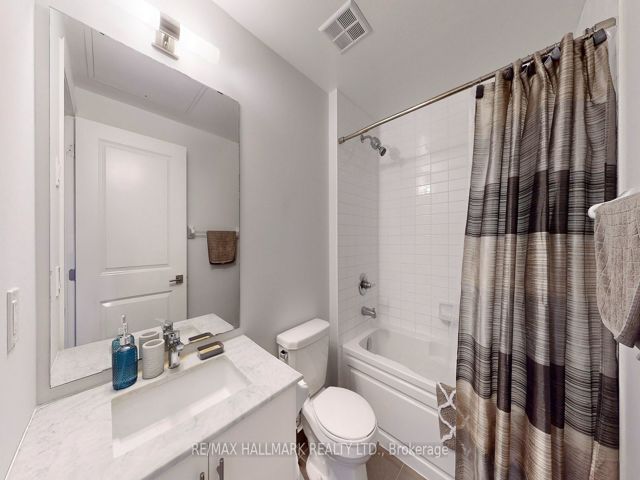 518 - 23 Glebe Rd W