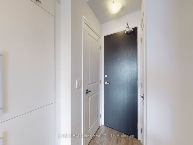 518 - 23 Glebe Rd W