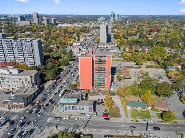306 - 5949 Yonge St