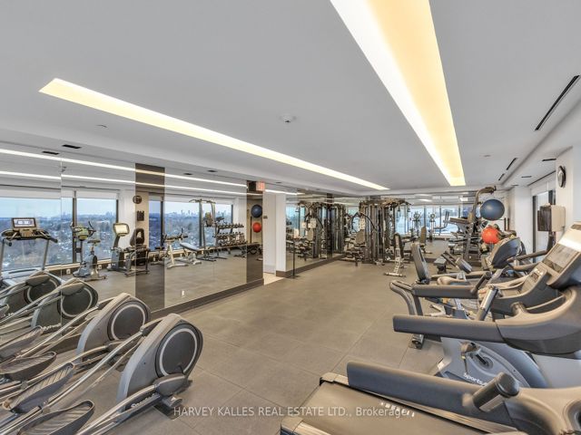 408 - 3018 Yonge St