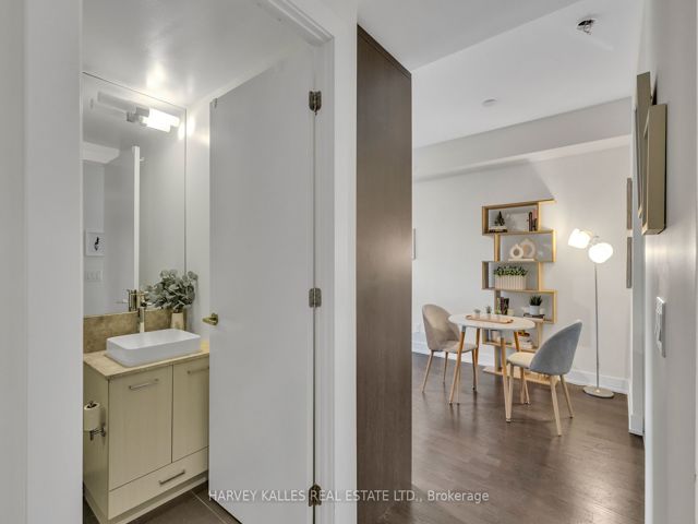 408 - 3018 Yonge St