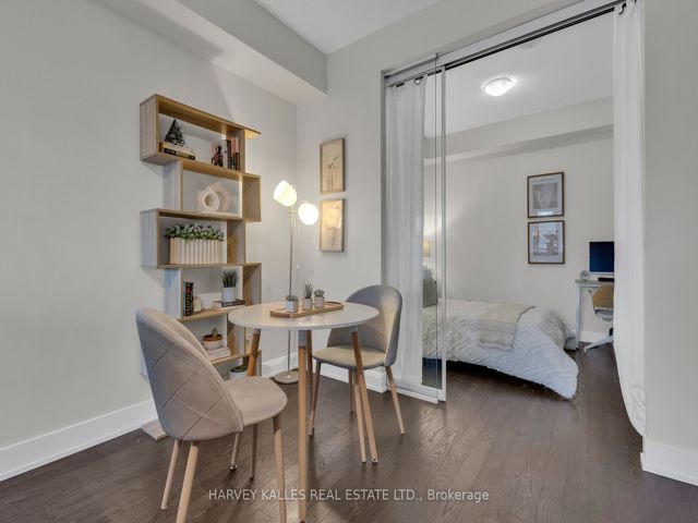 408 - 3018 Yonge St