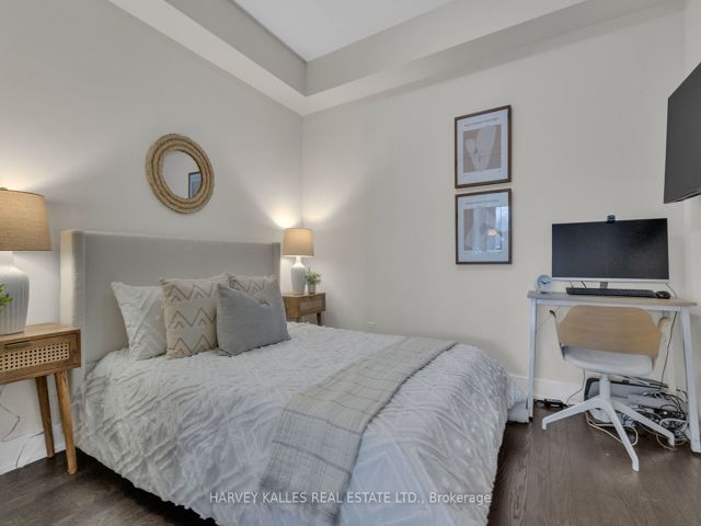 408 - 3018 Yonge St
