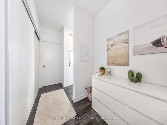 419 - 33 Helendale Ave