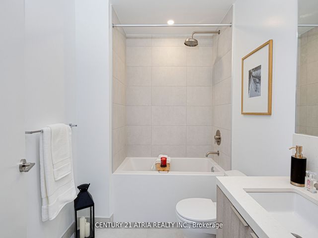 1820 - 2020 Bathurst St