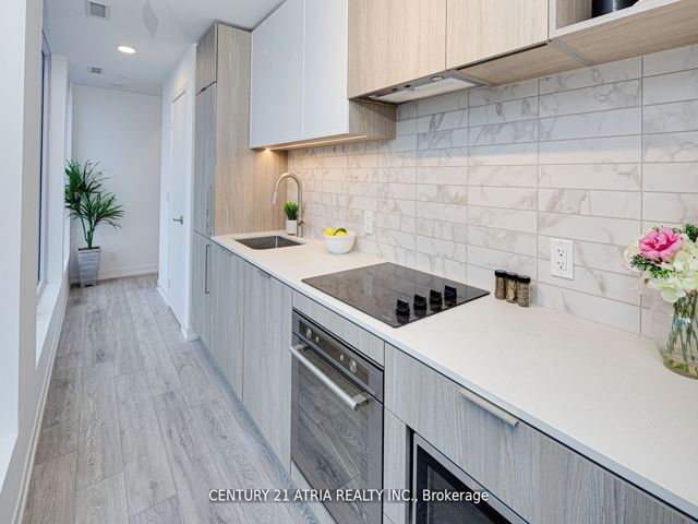 1820 - 2020 Bathurst St