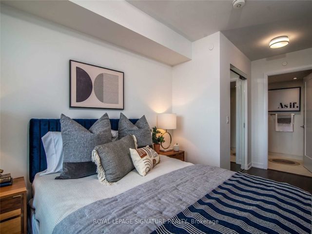 3307 - 18 Erskine Ave