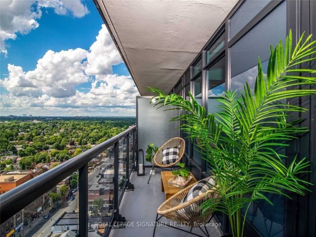 3307 - 18 Erskine Ave