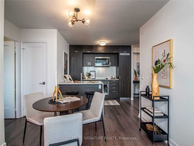 3307 - 18 Erskine Ave