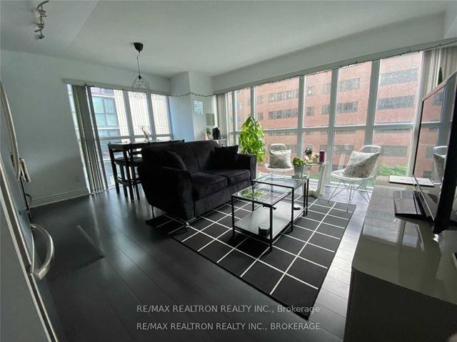 711 - 28 Ted Rogers Way