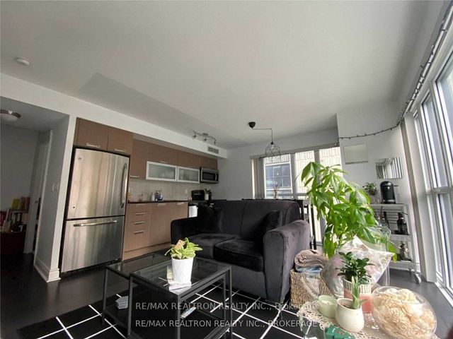 711 - 28 Ted Rogers Way