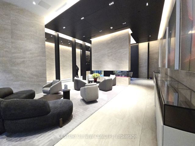 3602 - 2221 Yonge St