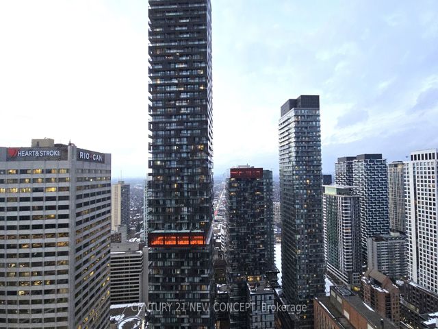 3602 - 2221 Yonge St