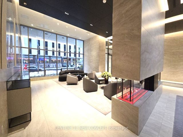 3602 - 2221 Yonge St