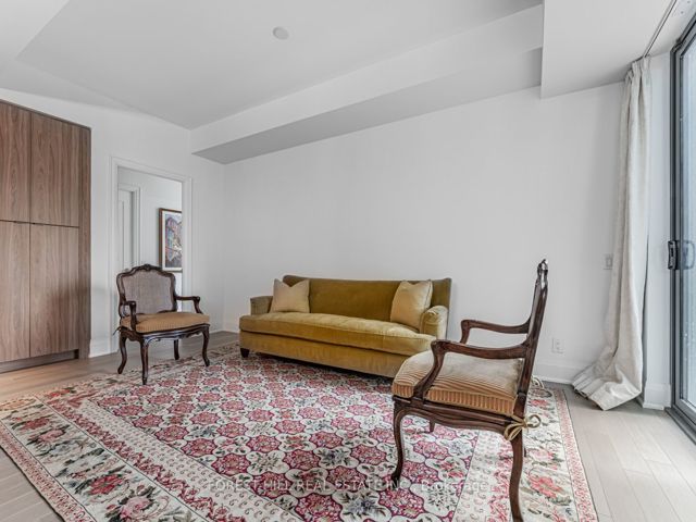 201 - 280 Howland Ave