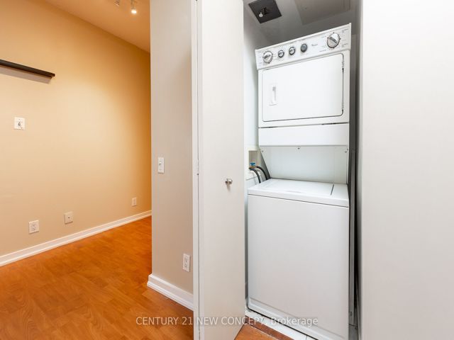 1803 - 30 Canterbury Pl
