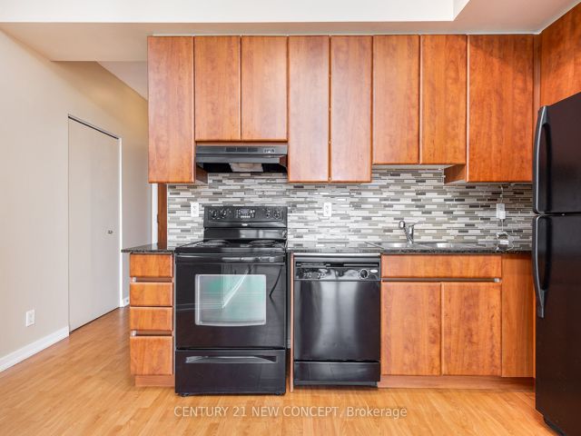 1803 - 30 Canterbury Pl
