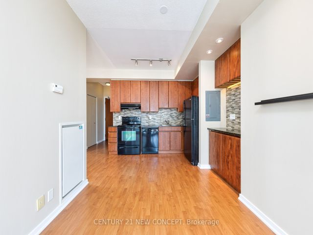 1803 - 30 Canterbury Pl