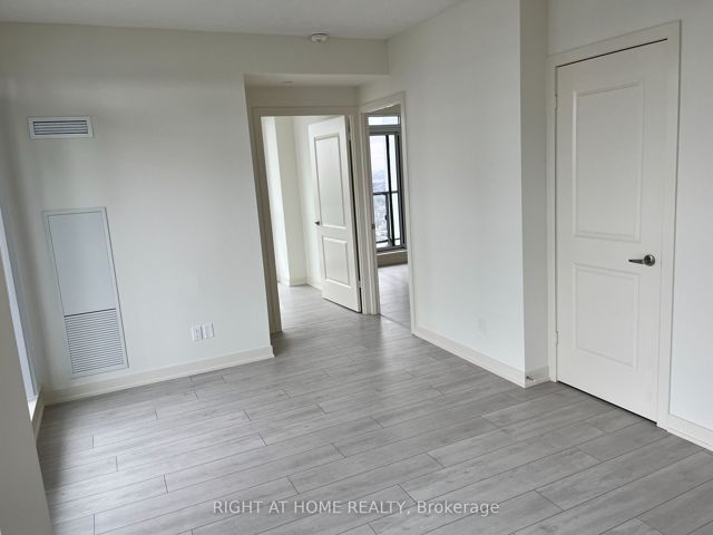 2906 - 4955 yonge St