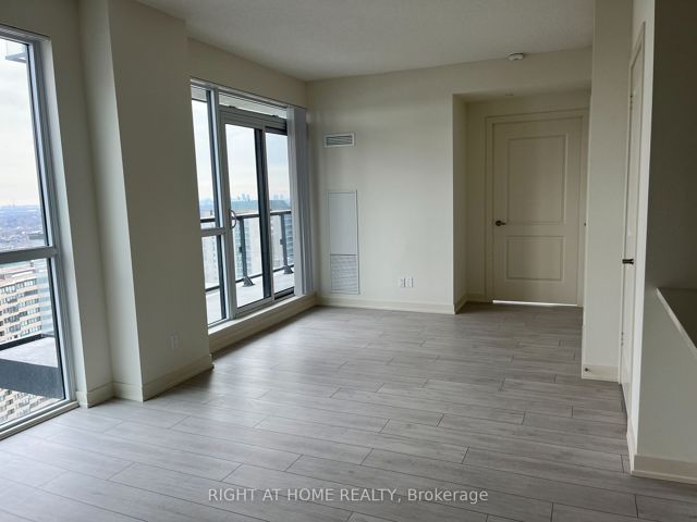 2906 - 4955 yonge St