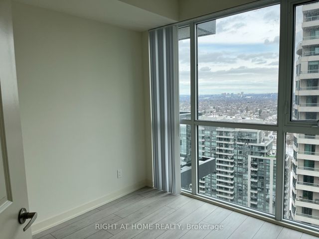 2906 - 4955 yonge St