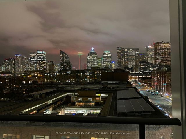 870W - 135 Lower Sherbourne St