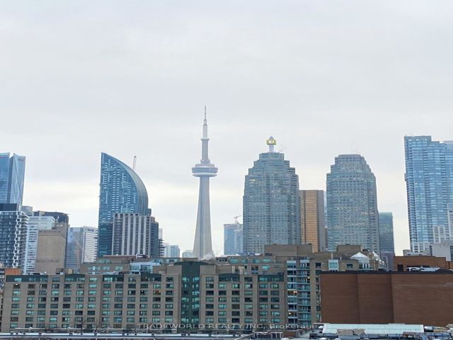 870W - 135 Lower Sherbourne St