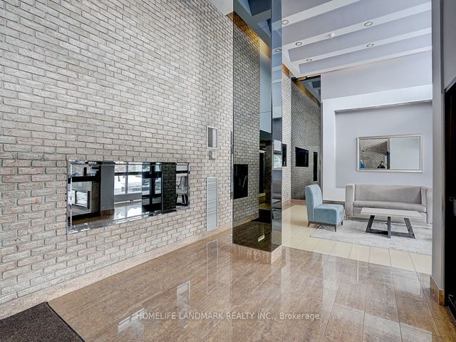 201 - 350 Seneca Hill Dr