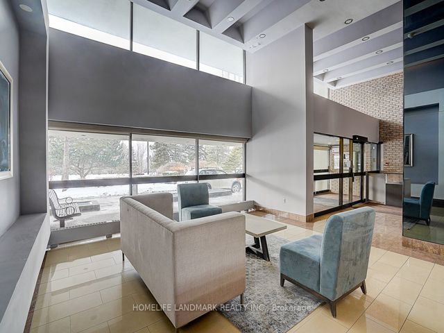 201 - 350 Seneca Hill Dr