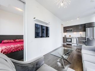 1104 - 28 Wellesley St E