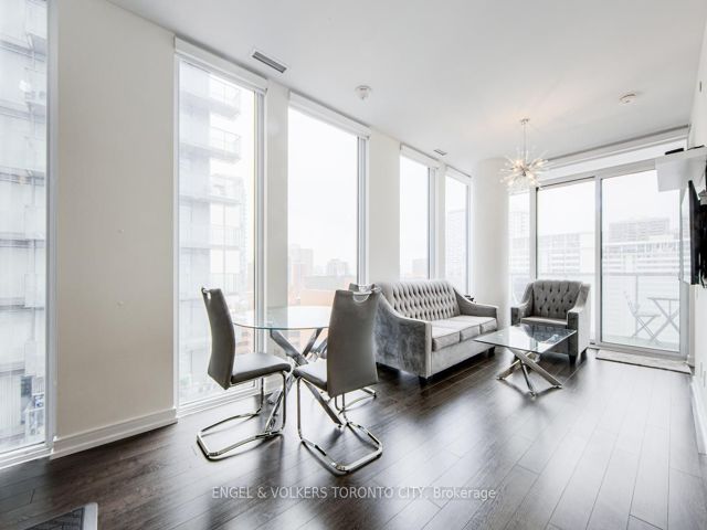 1104 - 28 Wellesley St E